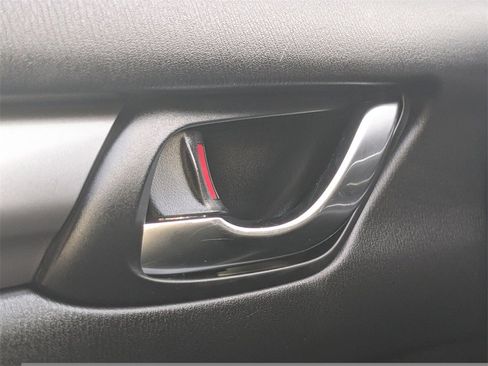 Used 2020 MAZDA CX-5 Sport image 31