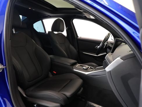 Used 2023 BMW 330i Sedan w/ M Sport Package RWD image 20