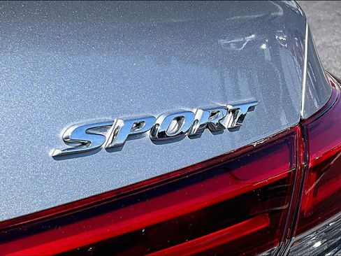 Used 2023 Honda Civic Sport image 10