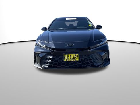Certified 2025 Toyota Camry SE w/ Convenience Package image 10