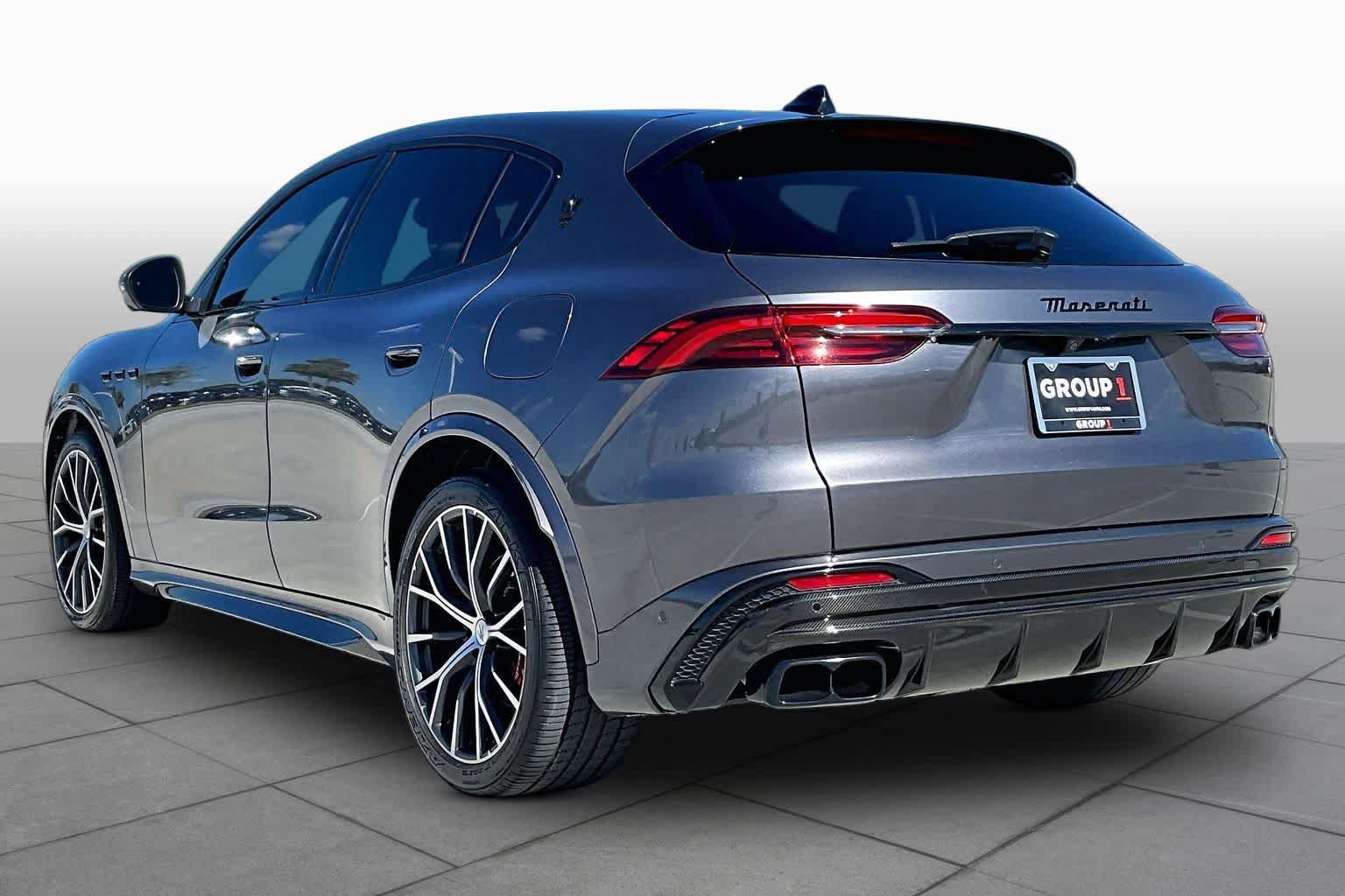 Used 2023 Maserati Grecale Trofeo AWD/4WD image 12
