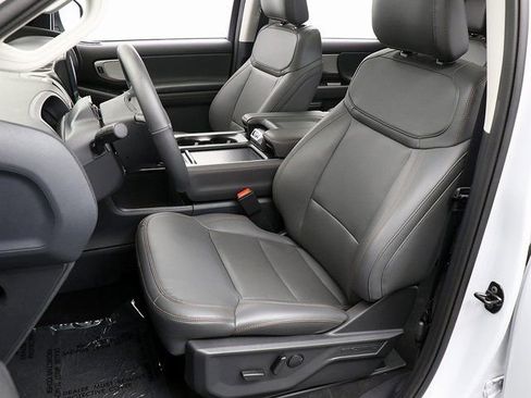 New 2025 Ford Expedition Max Active image 9