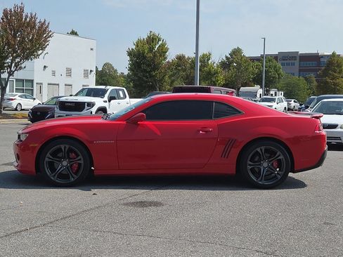Used 2015 Chevrolet Camaro LT w/ RS Package RWD image 3