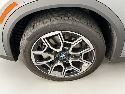 Used 2025 BMW X2 xDrive28i image 11