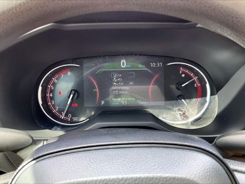Used 2025 Toyota RAV4 LE FWD image 20