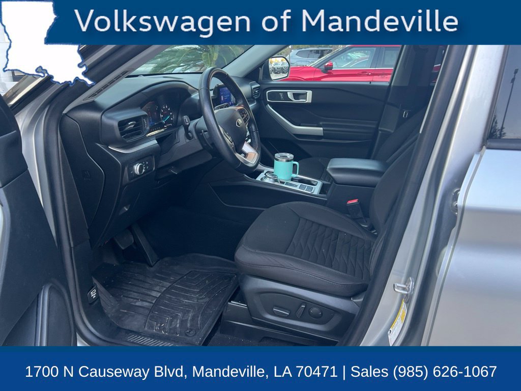 Used 2020 Ford Explorer XLT RWD image 6