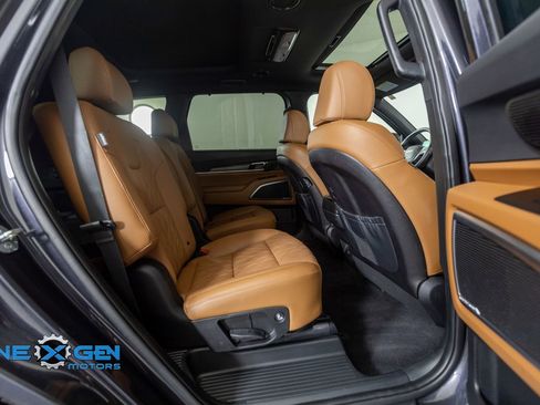 Used 2025 Kia Telluride SX X-Line AWD/4WD image 38
