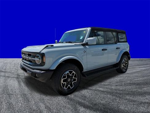 New 2026 Ford Bronco Outer Banks image 8