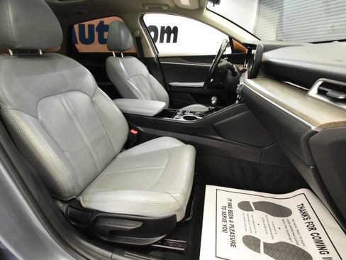 Used 2022 Kia K5 EX image 16
