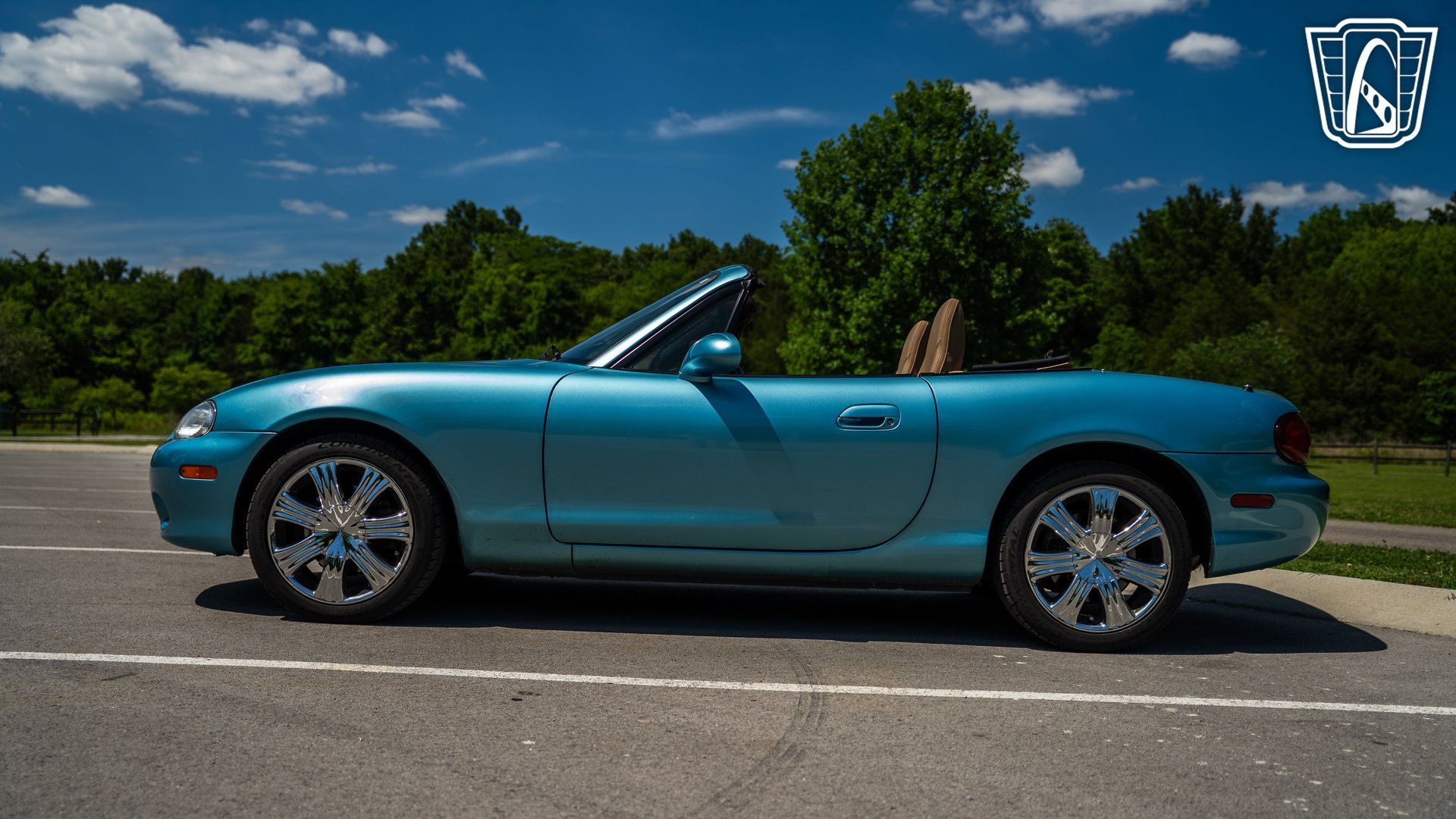 Used 2001 MAZDA MX-5 Miata RWD image 9