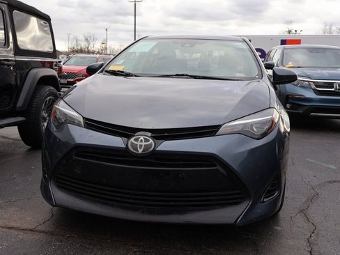 Used 2018 Toyota Corolla L image 3