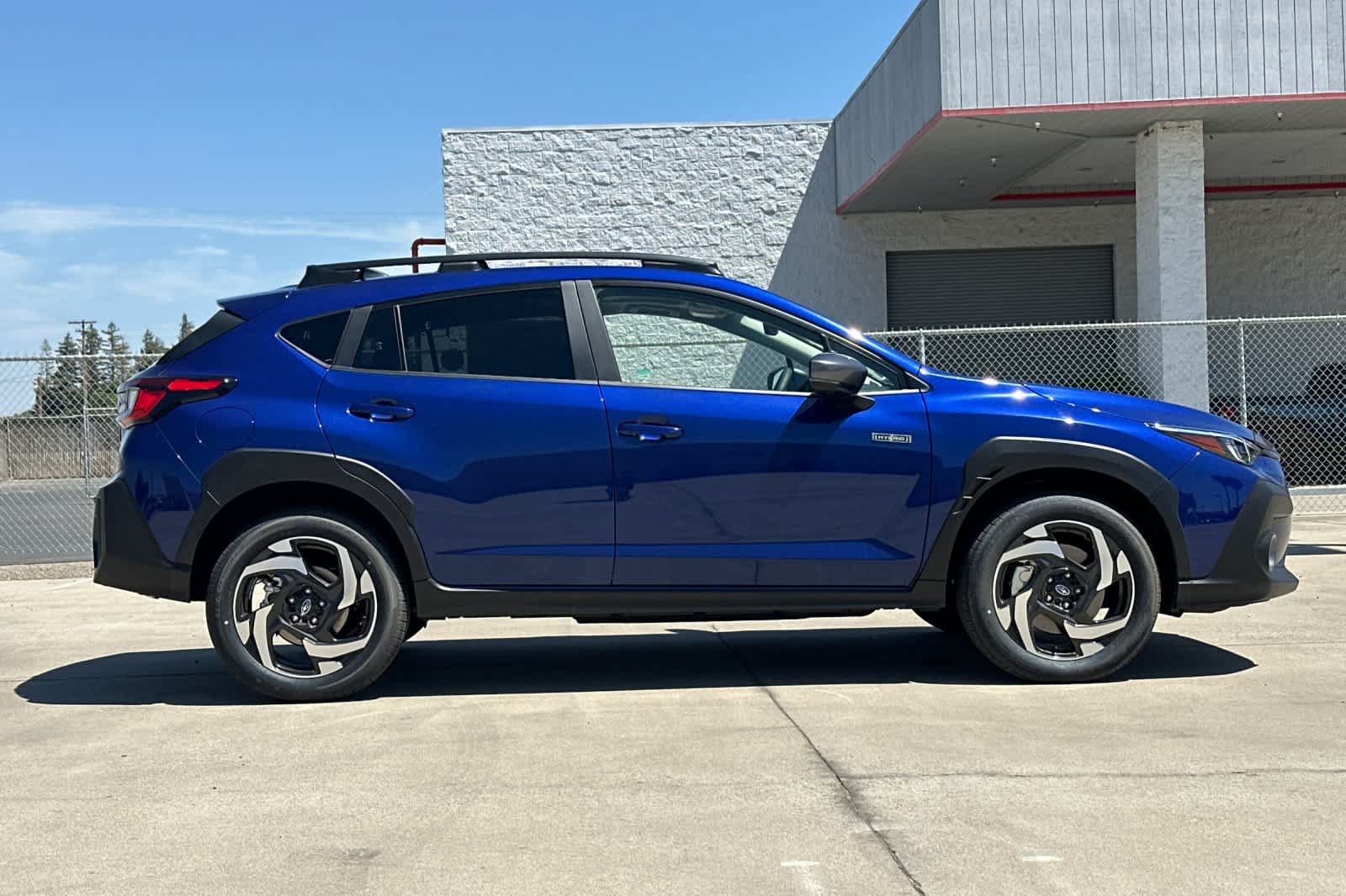 New 2026 Subaru Crosstrek 2.5i Limited w/ Crosstrek Mirror Package AWD/4WD image 2