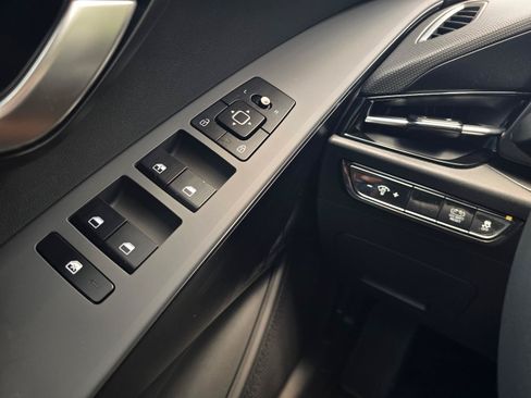 New 2026 Kia Niro LX FWD image 12