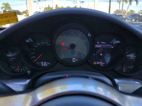 Used 2019 Porsche 911 Carrera 4S image 25