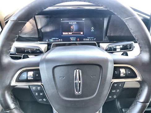 Used 2024 Lincoln Navigator Reserve image 14