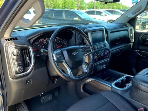 Used 2020 Chevrolet Silverado 1500 RST w/ Texas Edition image 17