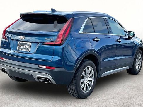 Used 2019 Cadillac XT4 Premium Luxury w/ Technology Package AWD/4WD image 2
