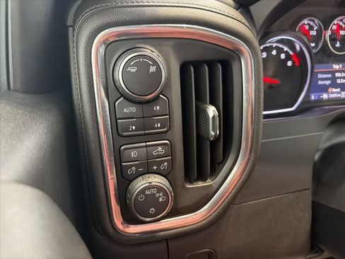 Used 2019 Chevrolet Silverado 1500 LT Trail Boss AWD/4WD image 26