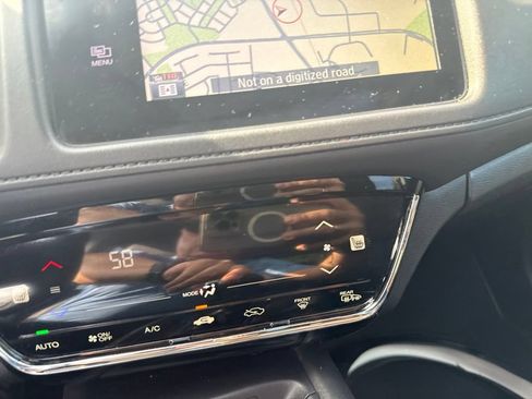 Used 2018 Honda HR-V EX-L image 15
