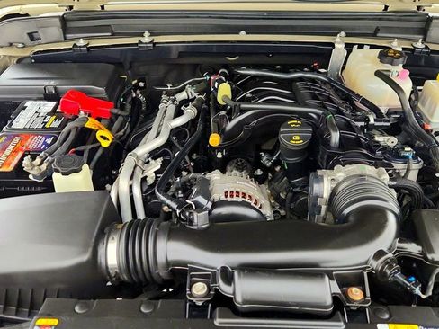 Used 2022 Jeep Gladiator Rubicon w/ LED Lighting Group image 27