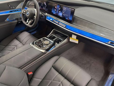 New 2026 BMW 760i xDrive AWD/4WD image 35