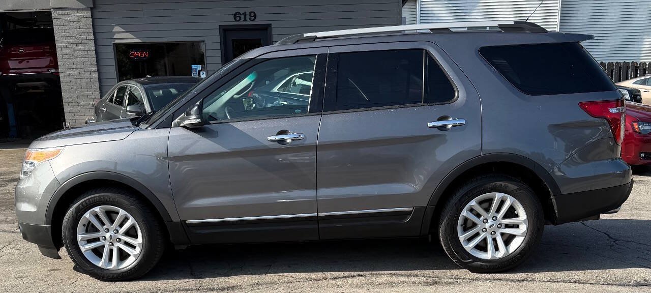 Used 2014 Ford Explorer XLT w/ Equipment Group 202A FWD image 15
