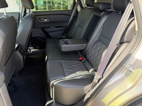 New 2026 Nissan Rogue Platinum w/ Platinum Premium Package image 14