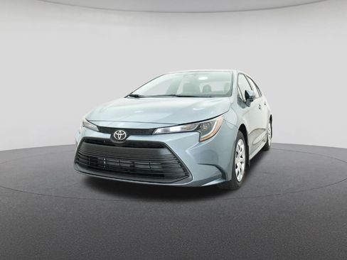 New 2026 Toyota Corolla LE image 32