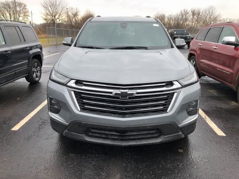 Certified 2023 Chevrolet Traverse LT image 2