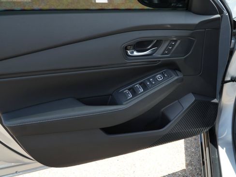 Used 2025 Honda Accord Sport image 13