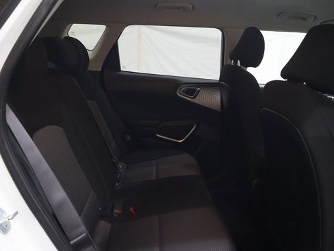 Used 2024 Kia Soul LX w/ Option Group 015 image 13