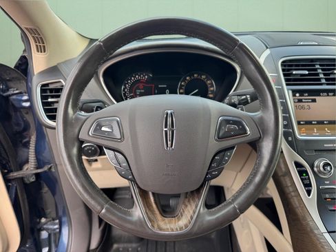 Used 2017 Lincoln MKX Select w/ MKX Climate Package AWD/4WD image 21