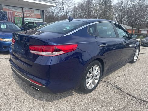 Used 2018 Kia Optima LX w/ 17" Alloy Wheels Package FWD image 23