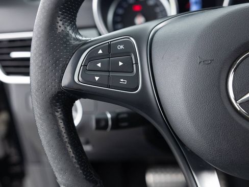 Used 2019 Mercedes-Benz GLE 400 4MATIC image 40