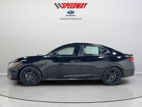 Used 2025 Nissan Sentra SR w/ Midnight Edition FWD image 10