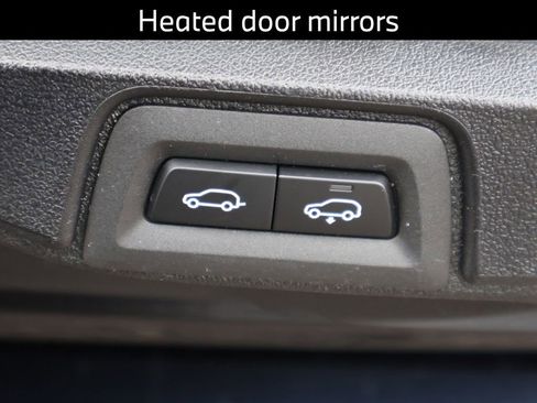 Used 2023 BMW X7 xDrive40i w/ M Sport Package image 23