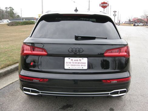 Used 2018 Audi SQ5 Prestige w/ Prestige Package image 6