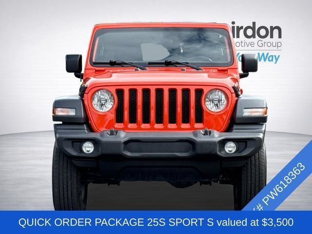 Used 2023 Jeep Wrangler Unlimited Sport AWD/4WD image 3