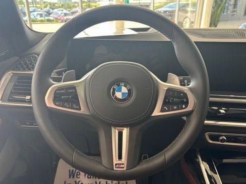 Certified 2026 BMW X7 M60i AWD/4WD image 16