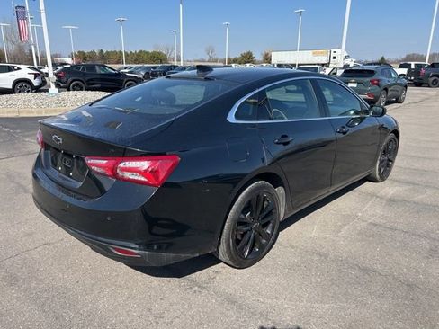 Used 2024 Chevrolet Malibu LT w/ Midnight Edition image 5