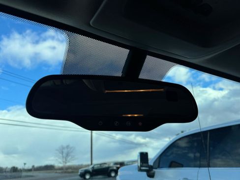 Used 2007 Chevrolet Silverado 3500 LT w/ EZ-Lift Tailgate Package image 21