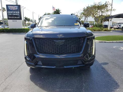 Used 2026 Cadillac Escalade Sport w/ LPO, ONYX Package image 8