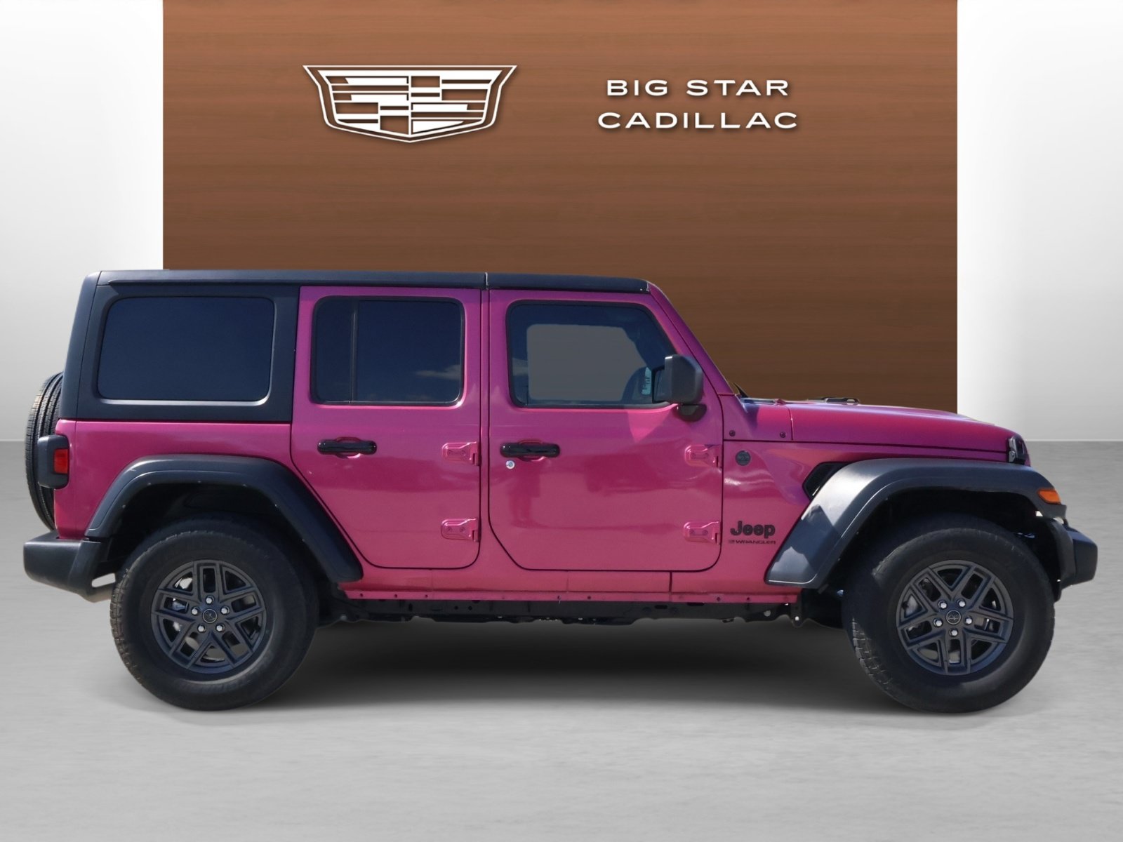 Used 2024 Jeep Wrangler Unlimited Sport AWD/4WD image 6