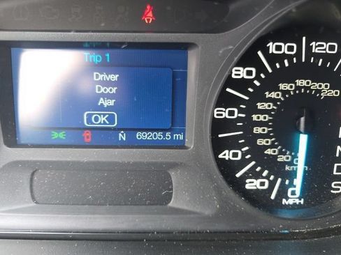 Used 2014 Ford Edge SEL FWD image 17