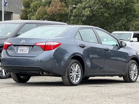 Used 2015 Toyota Corolla LE FWD image 4
