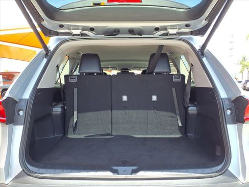 Certified 2025 Toyota Grand Highlander FWD image 6