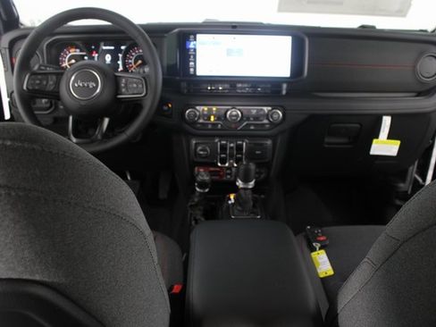 New 2026 Jeep Wrangler Unlimited Rubicon image 9