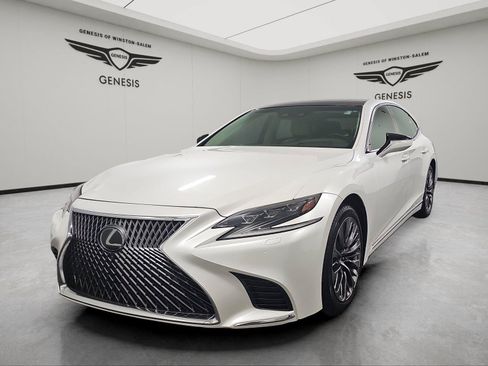 Used 2018 Lexus LS 500 AWD w/ Luxury Package image 1