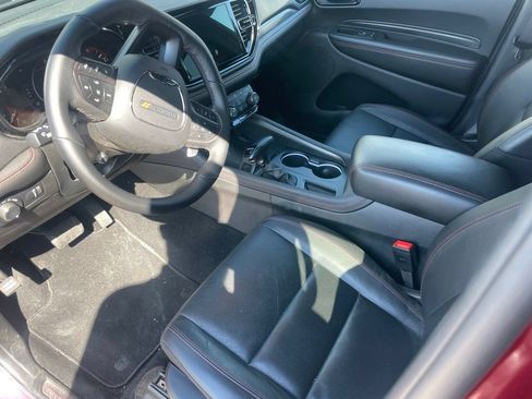 Used 2025 Dodge Durango GT AWD/4WD image 13