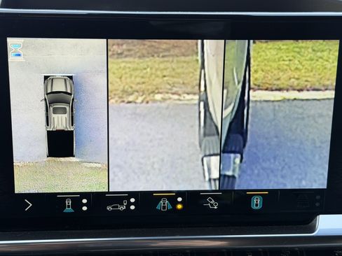 Used 2022 GMC Sierra 1500 SLT w/ SLT Premium Plus Package image 19